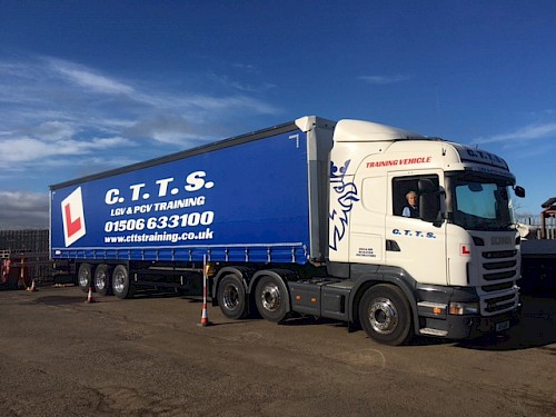 Category C+E - With a trailer over 750kg